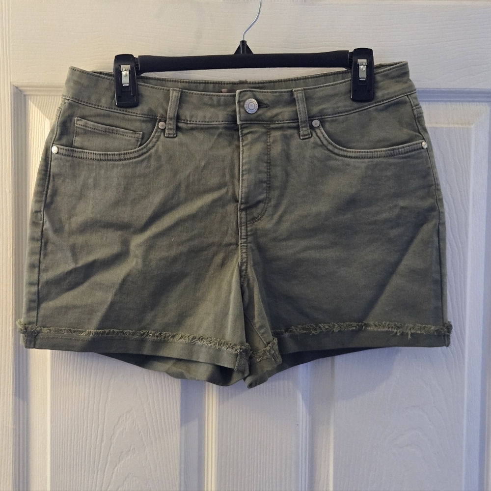 SALE!! Women's Shorts